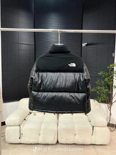 The North Face New Retro Women's Splicing Short Down Jacket