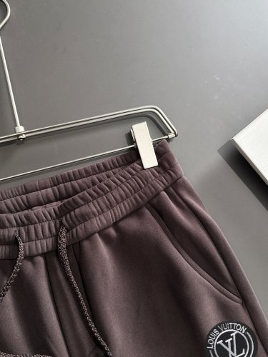 Louis Vuitton Autumn/Winter New Embroidered Logo Elastic Band Casual Pants Unisex Thick Velvet Sports Pants