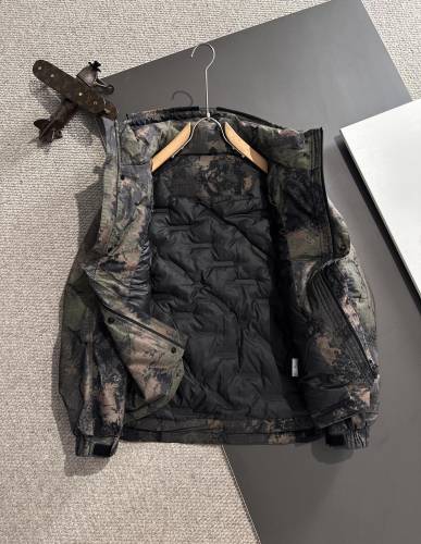 Moncler New Classic Couple Camouflage Hooded Down Jacket
