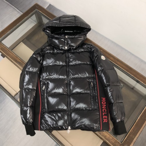 Moncler New Classic Couple Logo Color Contrasting Hooded Thick Down Breadjacket