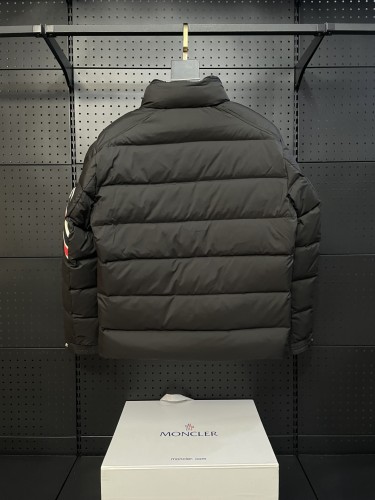 Moncler Couple New Classic Tri color Edging Short Down Jacket Coat
