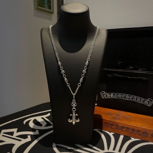 Chrome Hearts Classic Retro Scout Flower Pendant Necklace