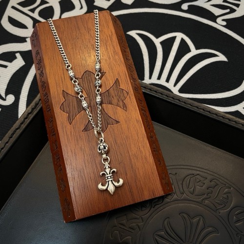 Chrome Hearts Classic Retro Scout Flower Pendant Necklace