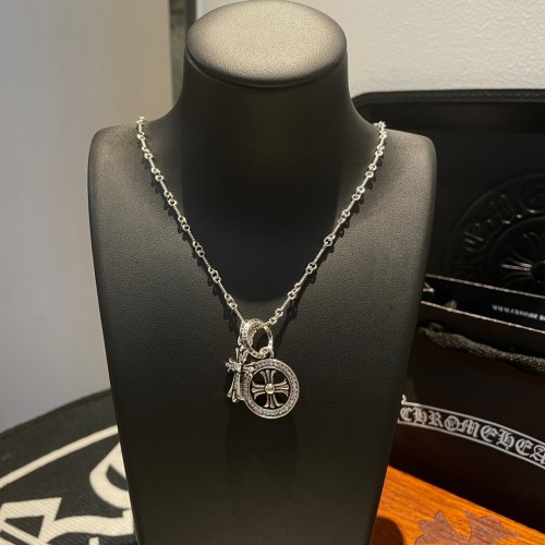 Chrome Hearts Classic Retro Gold Fried Dough Twists Cross Pendant Necklace