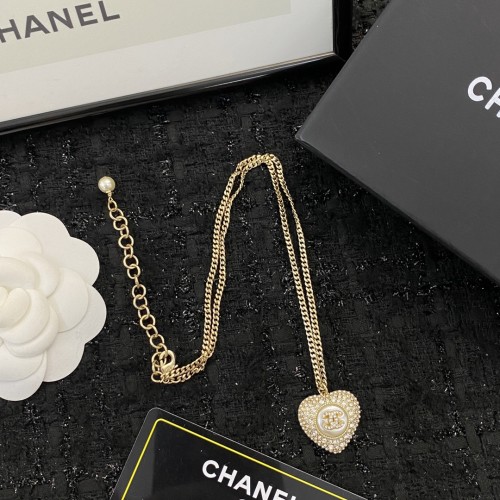 Chanel New Fashion Diamond Heart Necklace