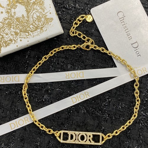 Dior New Square Diamond Letter Necklace