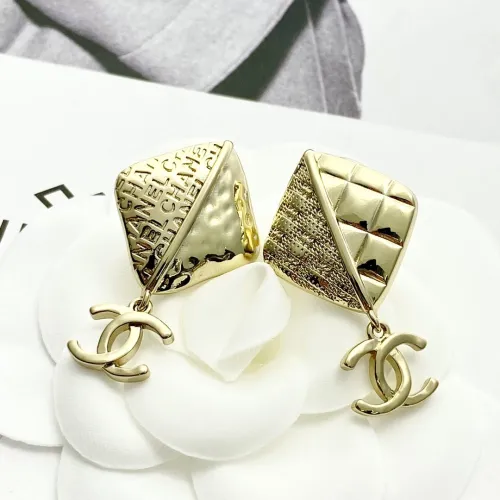 Chanel New Diamond AB Double Pattern Double C Earrings