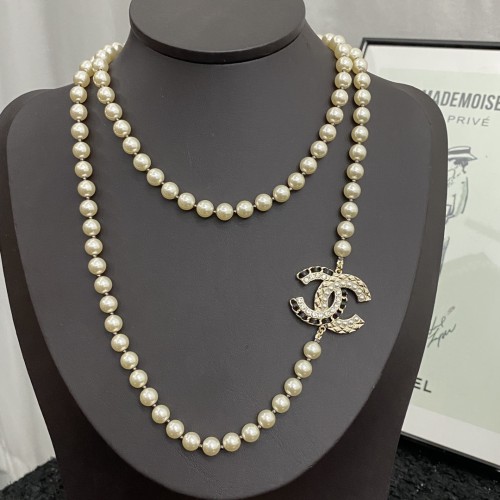 Chanel New Beautiful Pearl Double C Sweater Chain