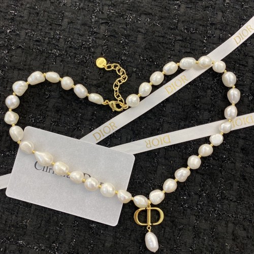 Dior New Elegant CD Natural Baroque Pearl Necklace
