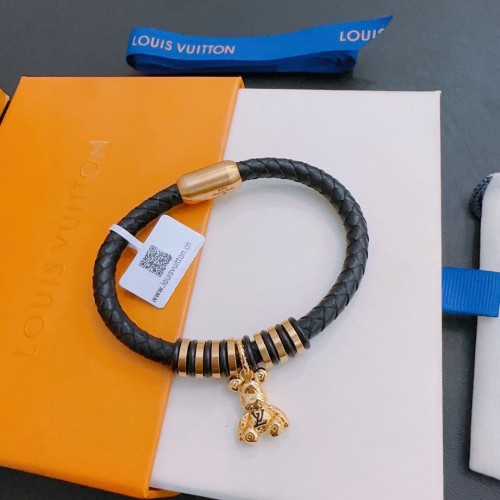 Louis Vuitton New Couple Fashion Bear Pendant Bracelet