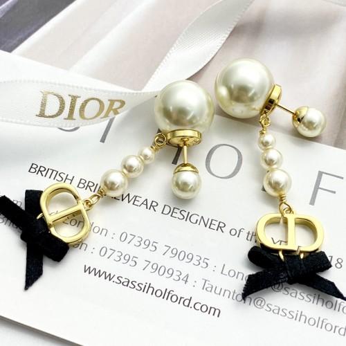 Dior Fashion Size Pearl CD Black Bow Earrings