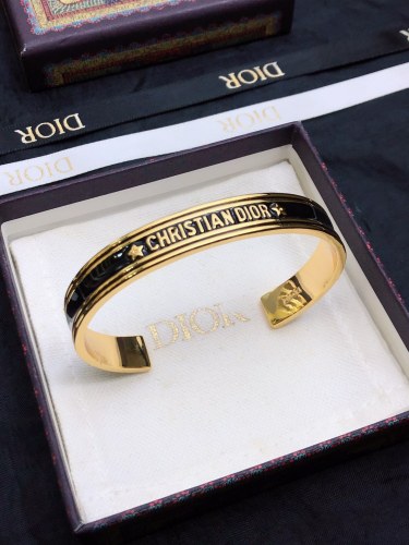 Dior New Fashion Versatile Letter Bracelet