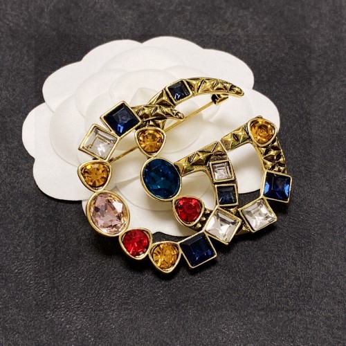 Gucci New Fashion Versatile Colored Gemstone Double G Brooch