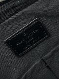 Louis Vuitton New Fashion Color Contrasting Logo Cowhide Cross Bag Size: 20x31x7CM