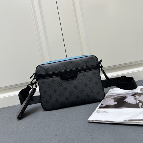Louis Vuitton New Fashion Color Contrasting Logo Cowhide Cross Bag Size: 20x31x7CM