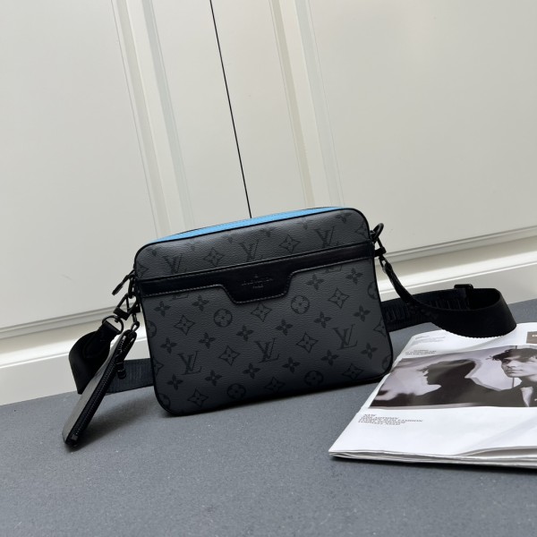 Louis Vuitton New Fashion Color Contrasting Logo Cowhide Cross Bag Size: 20x31x7CM