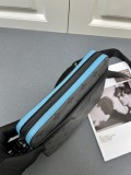 Louis Vuitton New Fashion Color Contrasting Logo Cowhide Cross Bag Size: 20x31x7CM