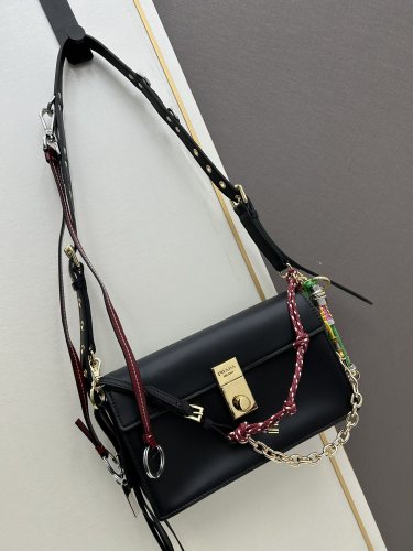 Prada New Personalized Leather Crossbody Bag Size: 24x13.5x6CM