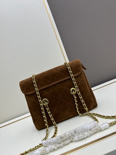 Prada New Classic Retro Suede Chain Flip Shoulder Bag Crossbody Bag Size: 28x23x6CM