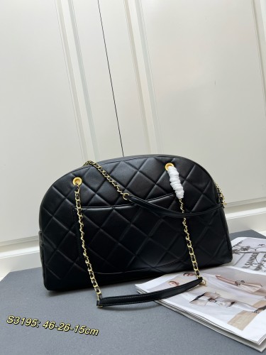 Chanel New Classic Cowhide Bowling Bag Size: 46x26x15CM