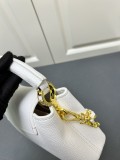 Louis Vuitton New Elegant Leather Flip Chain Mini Handbag Size: 21 × 13 × 8 CM