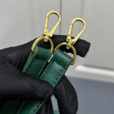 Louis Vuitton New Elegant Leather Flip Chain Mini Handbag Size: 21 × 13 × 8 CM