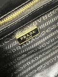 Prada New Classic Triangle Logo Leather Lock Head Bag Diagonal Cross Handbag Size: 30 × 17.5 × 10 CM