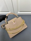 Louis Vuitton New Elegant Leather Flip Chain Handbag Size: 31 × 20 × 11CM