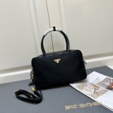 Prada New Classic Nylon Leather Lock Bag Diagonal Cross Handbag Size: 30 × 17.5 × 10 CM