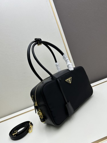 Prada New Classic Black Padlock Handbag Shoulder Bag Size: 29x17x10 CM