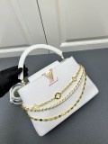 Louis Vuitton New Elegant Leather Flip Chain Handbag Size: 31 × 20 × 11CM
