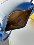 Fendi New Classic Leather Diagonal Cross Handbag Size: 34.5 × 20 × 4.5 CM