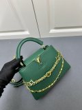 Louis Vuitton New Elegant Leather Flip Chain Handbag Size: 27 × 17 × 9CM