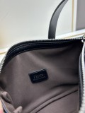 Fendi New Classic Leather Diagonal Cross Handbag Size: 22 × 13 × 4.5 CM