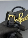 Louis Vuitton New Elegant Leather Flip Chain Handbag Size: 31 × 20 × 11CM