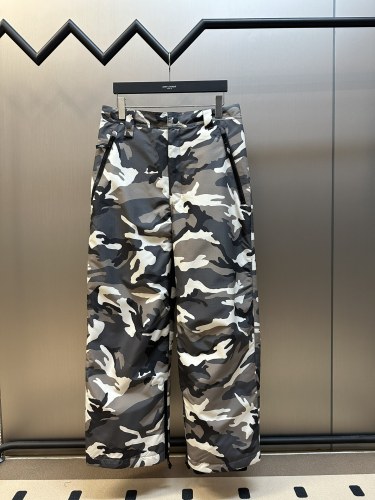 Balenciaga New Classic Camouflage Waterproof Pants