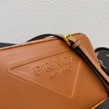Prada New Fashion Versatile Crocodile Pattern Cross Shoulder Strap Size: 23 * 16 * 10CM