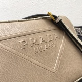 Prada New Fashion Versatile Crocodile Pattern Cross Shoulder Strap Size: 23 * 16 * 10CM