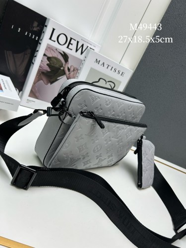 Louis Vuitton New Fashion Embossed Postman Bag Crossbody Bag Size: 27 x 4.5 x 18.5CM