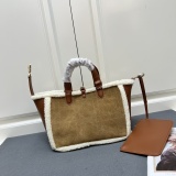 Dior New Fashion Retro Boston Mini Handbag Size: 29 x 19 x 21CM
