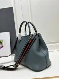 Prada New Fashion Retro Lychee Pattern Leather Handbag Size: 30 x 20 x 15.5CM