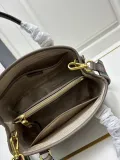 Prada New Fashion Retro Lychee Pattern Leather Handbag Size: 30 x 20 x 15.5CM