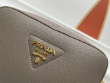 Prada New Fashion Lychee patterned Leather Shoulder Strap Camera Bag Size: 22 x 14 x 8CM