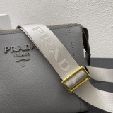 Prada New Fashion Organ Mini Cross Bag Size: 24 x 19 x 6CM