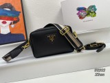 Prada New Fashion Lychee patterned Leather Shoulder Strap Camera Bag Size: 22 x 14 x 8CM