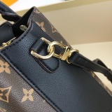 Louis Vuitton New Classic Vintage Leather Handheld Shoulder Bag Size: 30 x 23 x 13CM