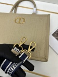Dior New Classic Embossed Tote Shopping Bag Size: 36.5 × 28 × 17.5 CM