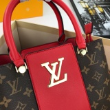 Louis Vuitton New Classic Vintage Leather Handheld Shoulder Bag Size: 30 x 23 x 13CM