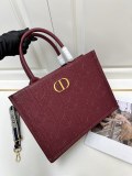 Dior New Classic Embossed Tote Shopping Bag Size: 36.5 × 28 × 17.5 CM