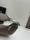 Prada New Fashion Casual Versatile Lychee Pattern Leather Underarm Bag Size: 24 x 13 x 7CM